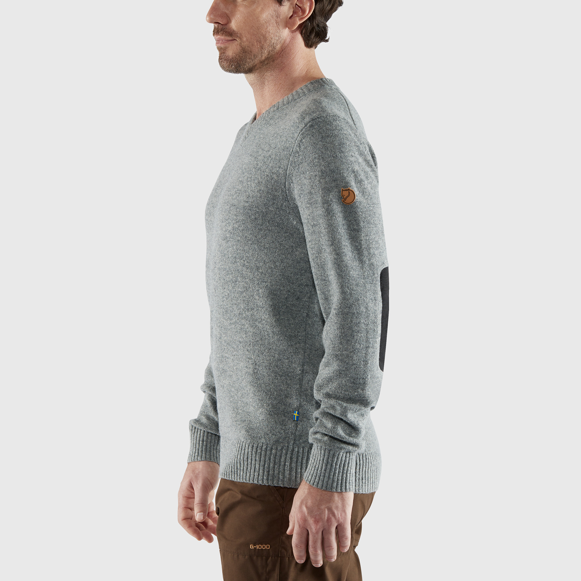 Övik V-neck Sweater M